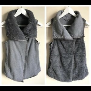 NWOT Ivivva Grey Sherpa Reversible Vest